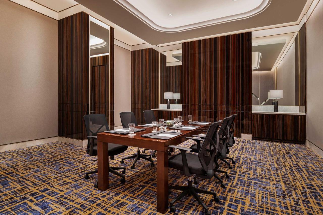 The Westin Surabaya Otel Dış mekan fotoğraf