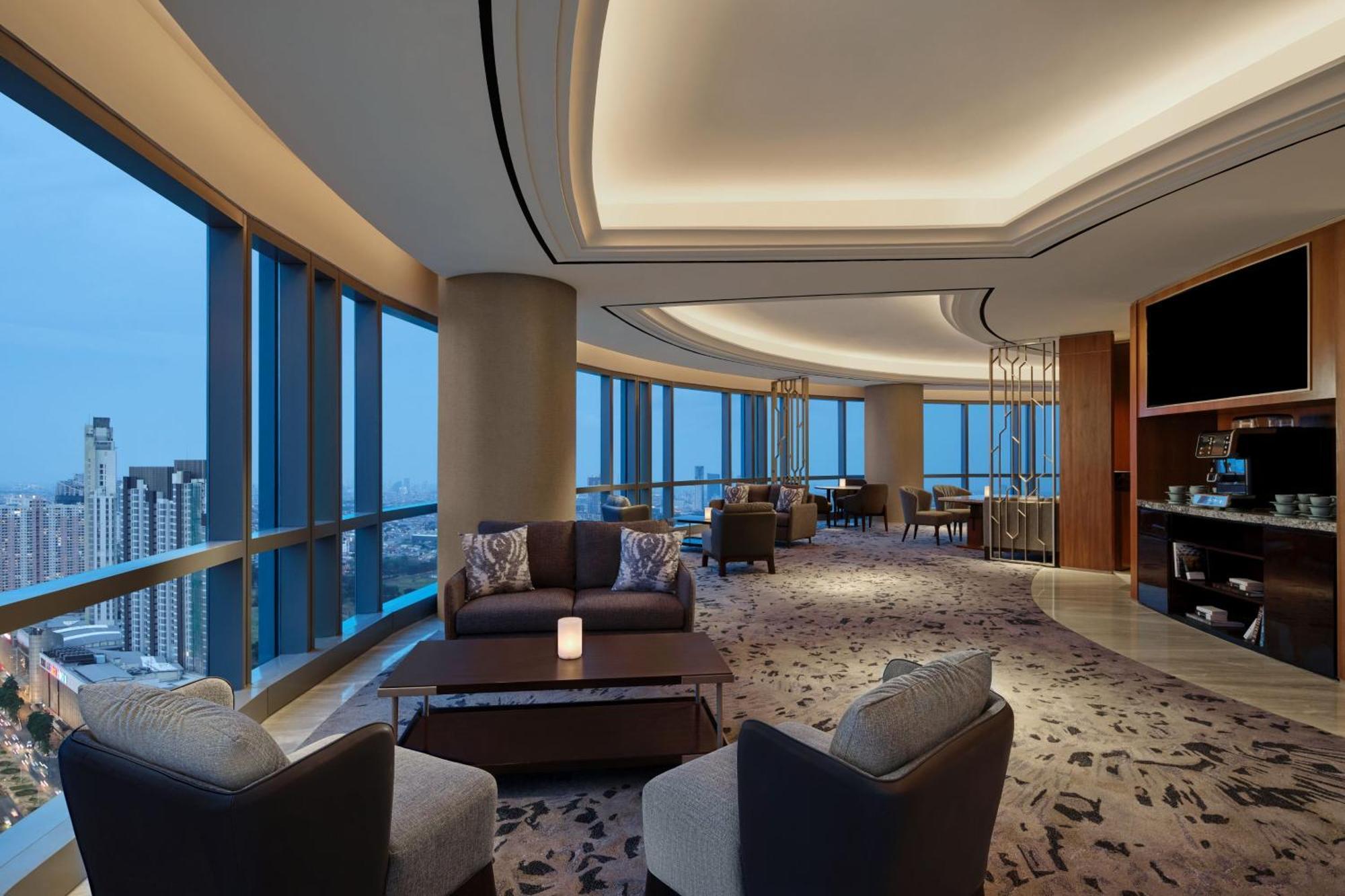 The Westin Surabaya Otel Dış mekan fotoğraf